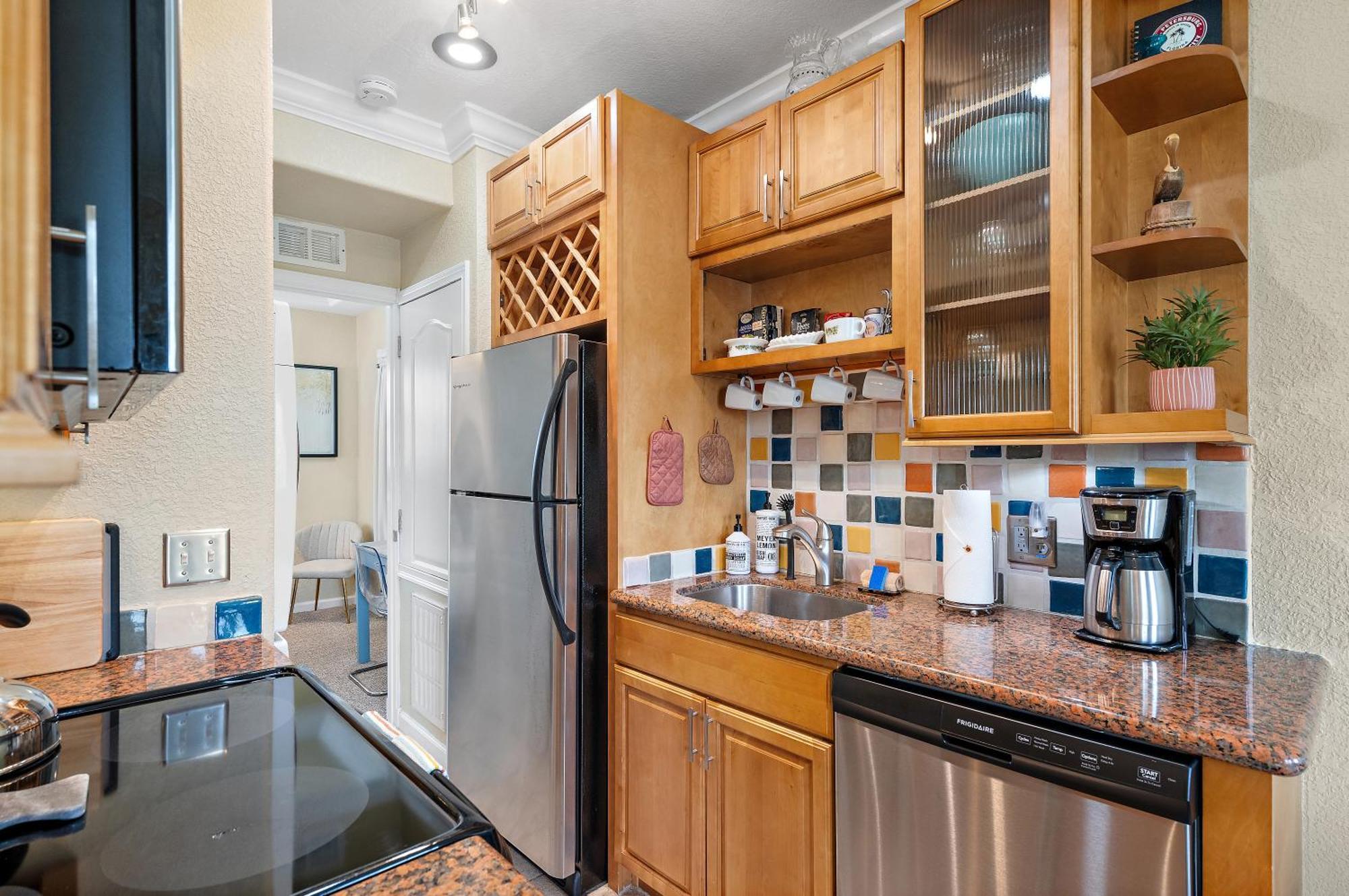 Retro Retreat In Dtsp - Explore The Downtown Area St. Petersburg Exteriör bild